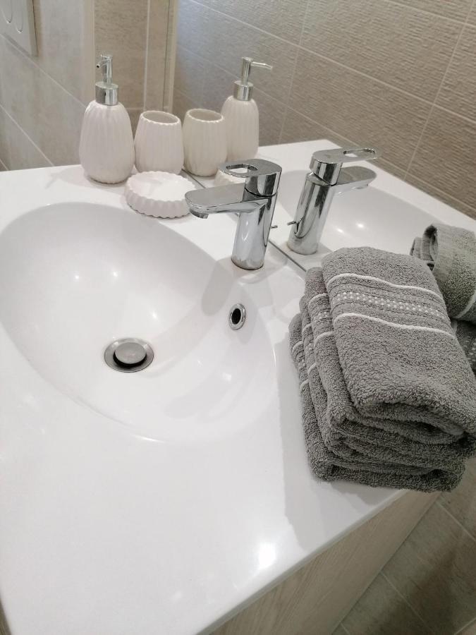 Hotel Entre Les 2 Roches Prisse Экстерьер фото